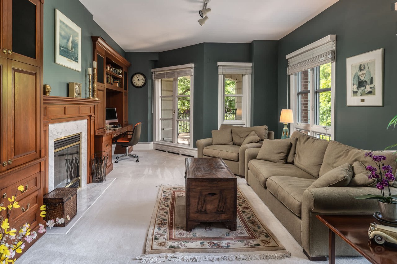Bridle Path Meets Lawrence Park Grand Condo