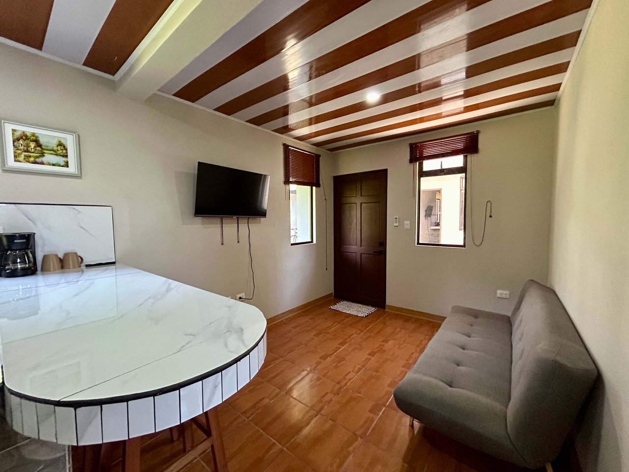 8-Unit Apartment in Bahía, Walking distance to the Beach