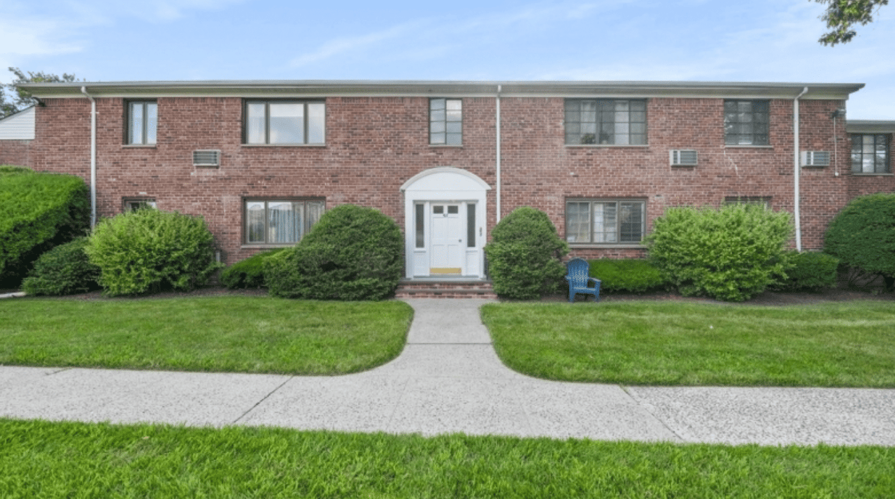 97 Troy Drive, Unit D, Springfield