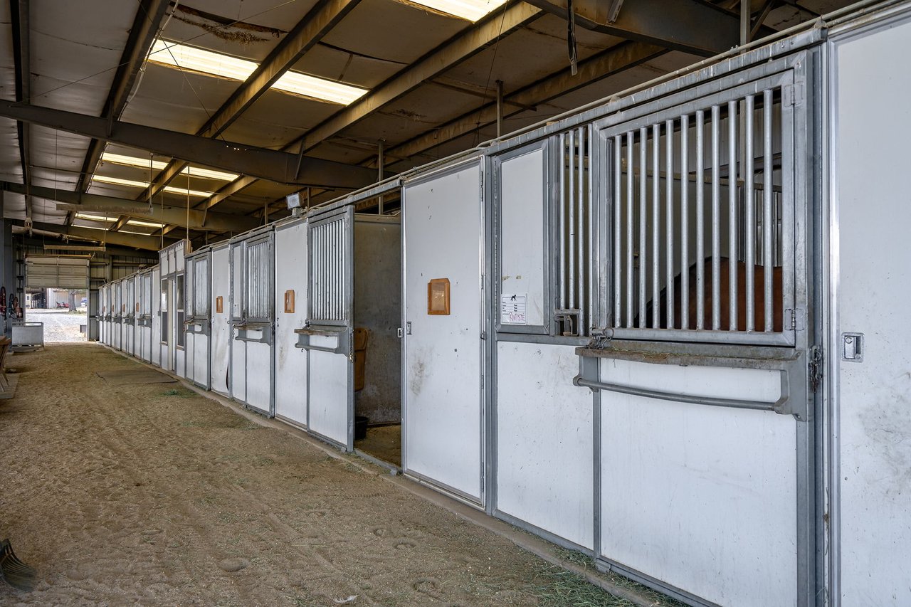 Horse Property with water rights! Incoming Producing Stables