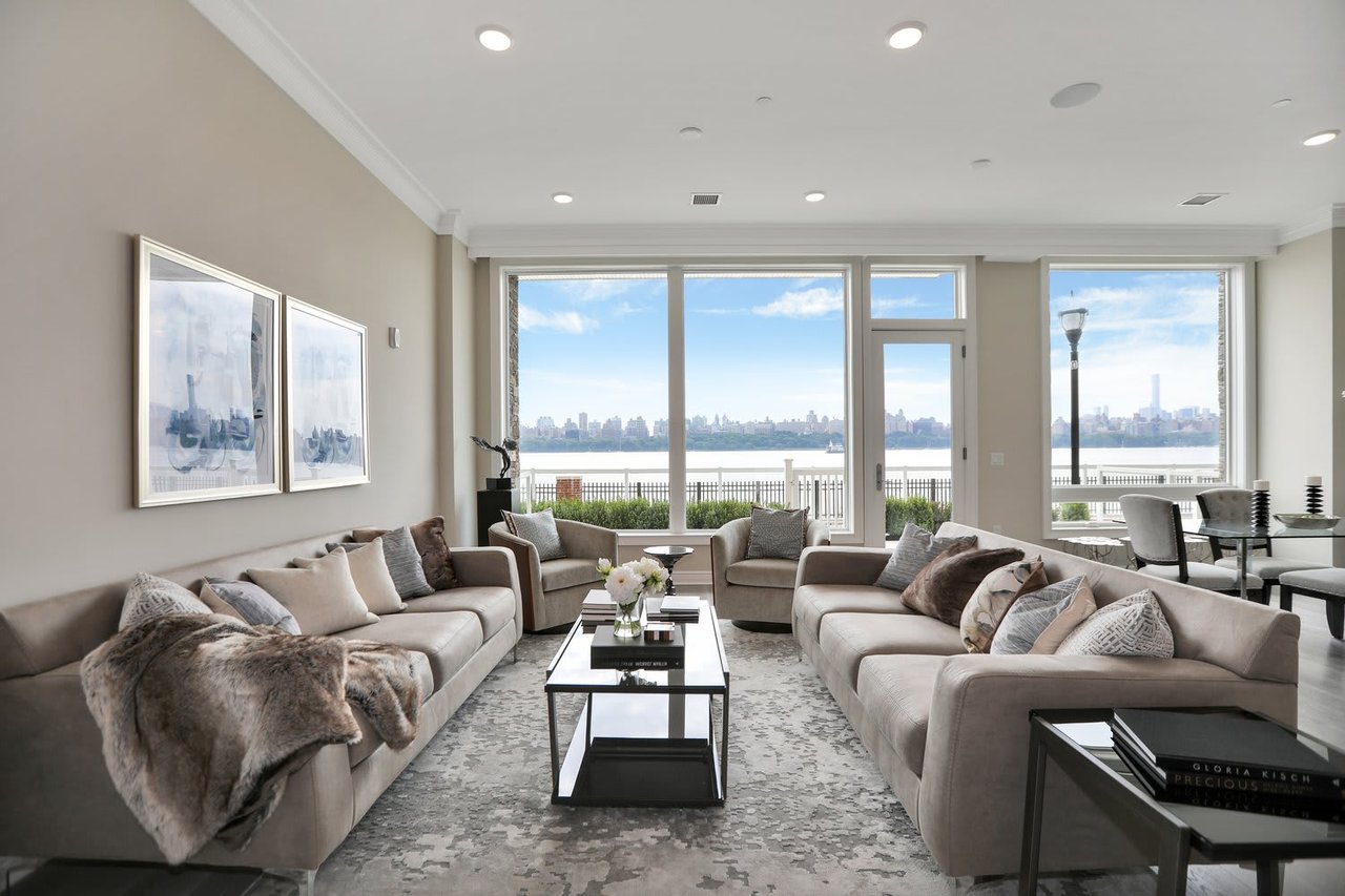 Glass House | Edgewater