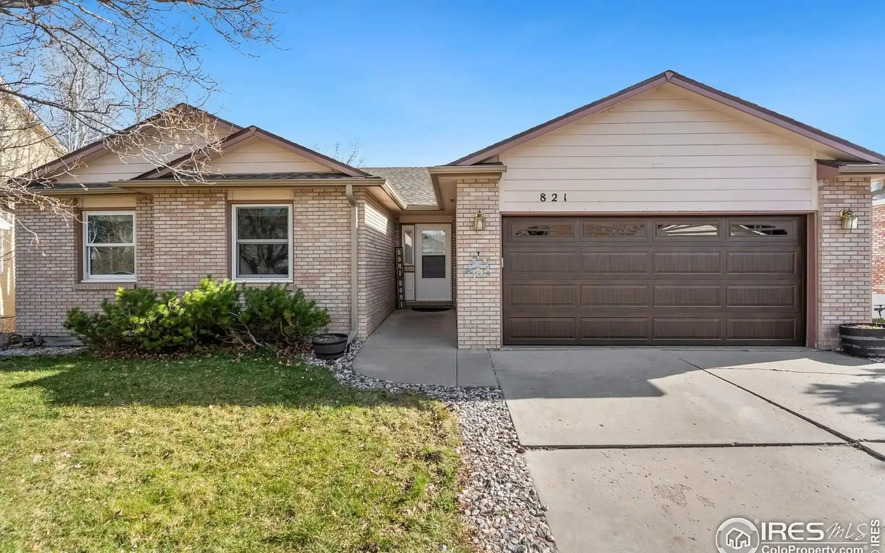 821 Longview Ave