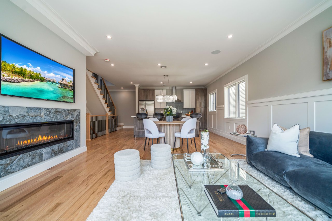 317 8th Street 2