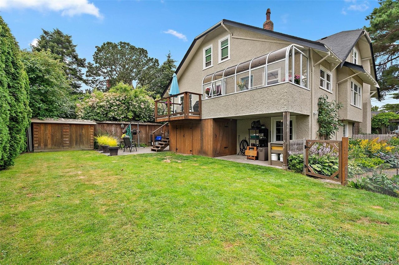 2531 Orchard Ave