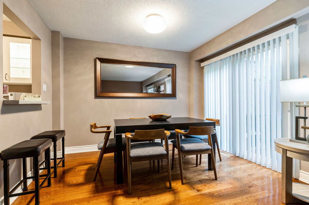 Glen Abbey townhome on lush ravine