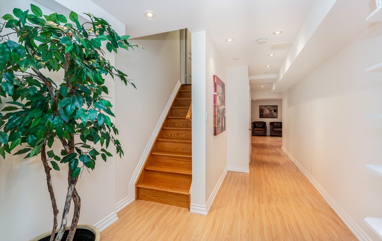 1A Elhurst St