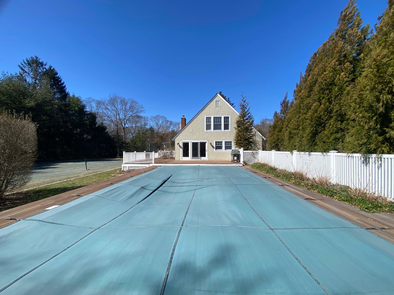 117 Montauk Highway, Quogue Village