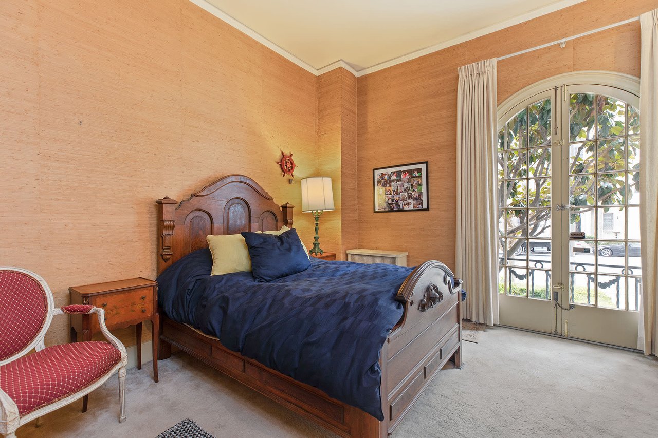 1940 Broadway #1E