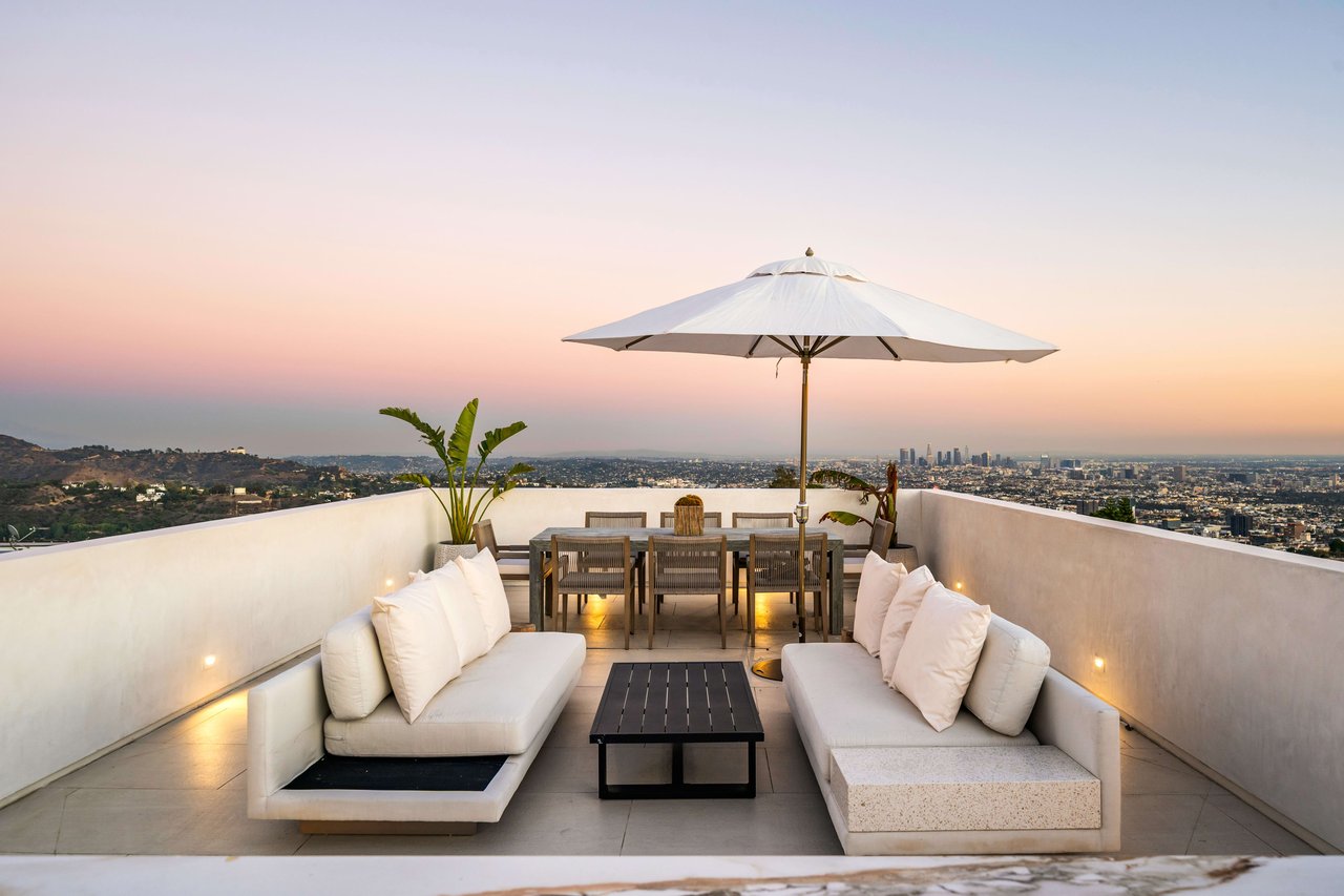 The Apex HH | 7115 Macapa Drive