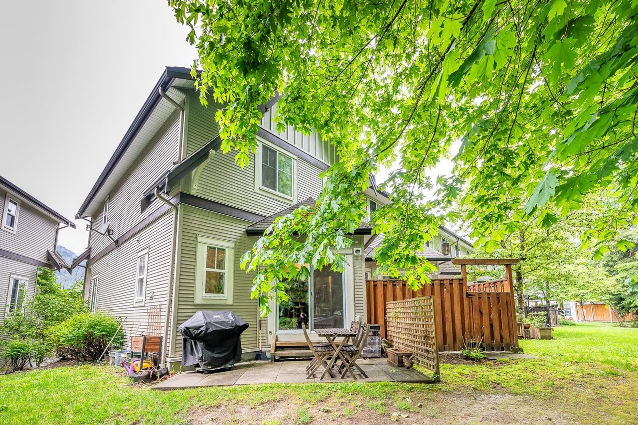 30-1800 Mamquam Rd
