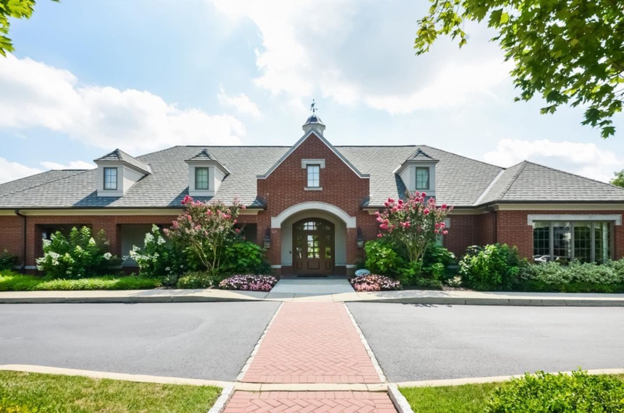 4202 Parkview Dr