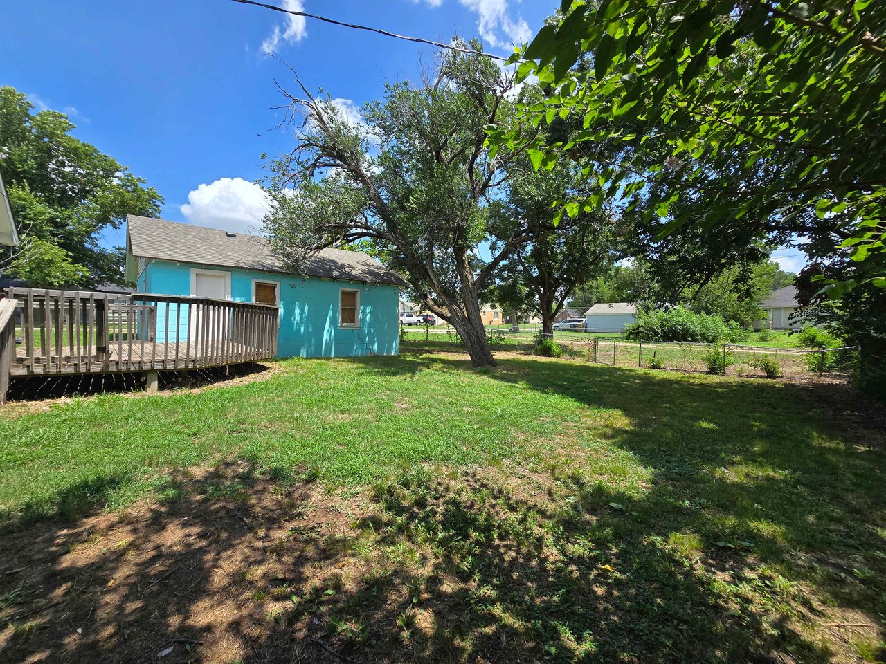 1629 N Louisa