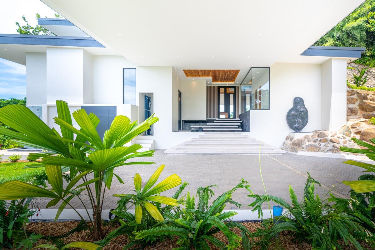 Contemporary Wellness Estate, Dominical, Puntarenas