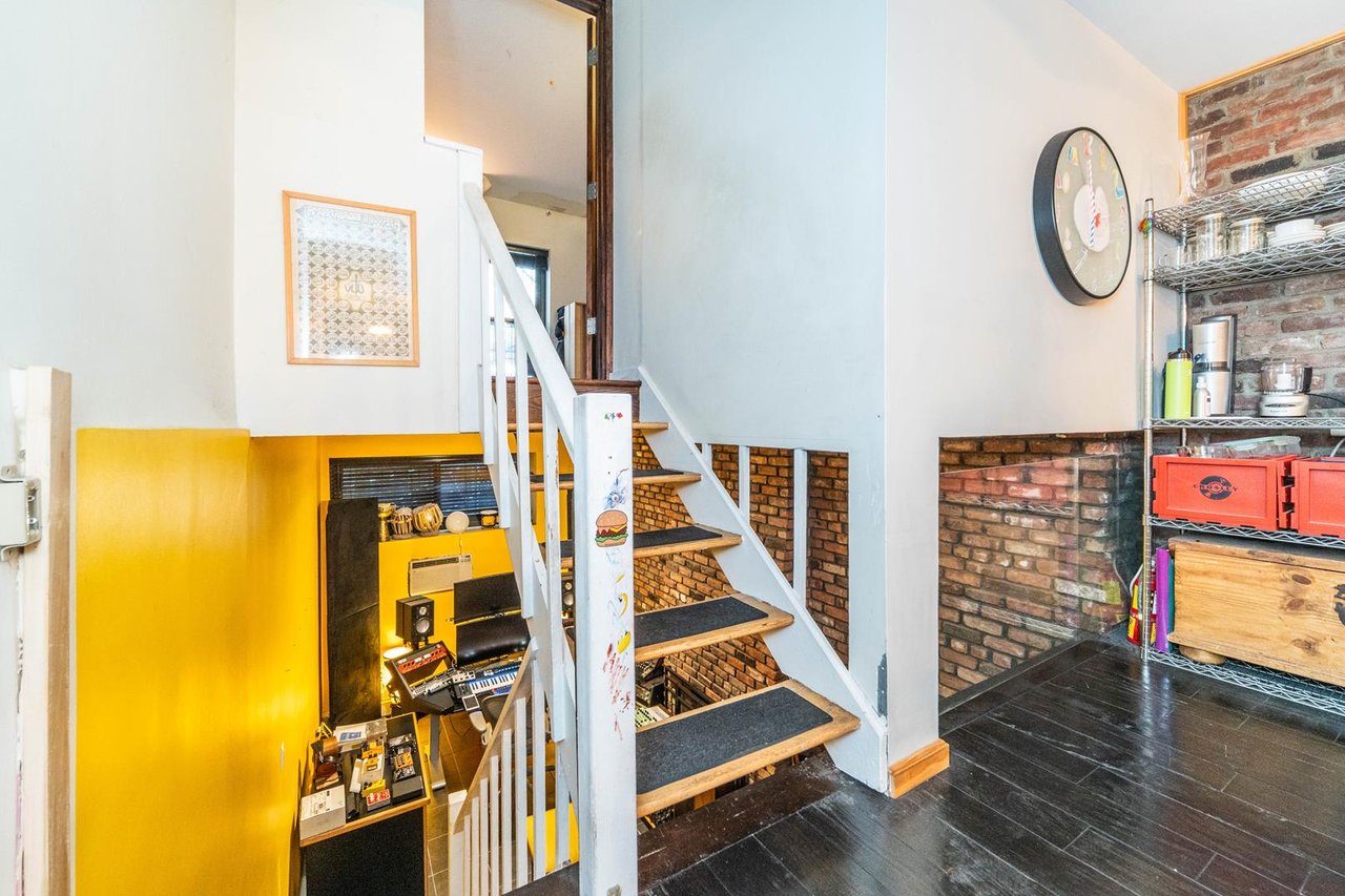 49 East 12th Street, Apt 1-B