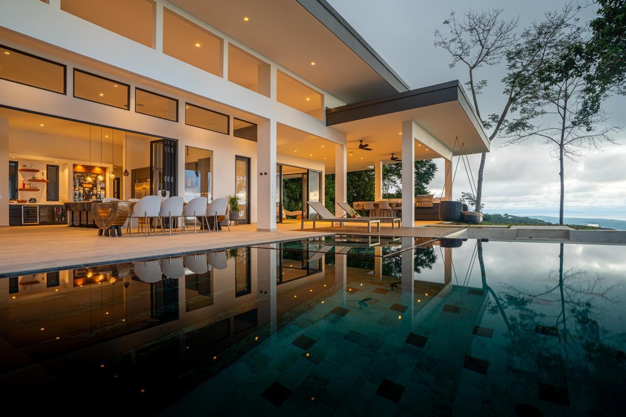 Private Solar Powered Ocean View Villa, Ojochal, Puntarenas