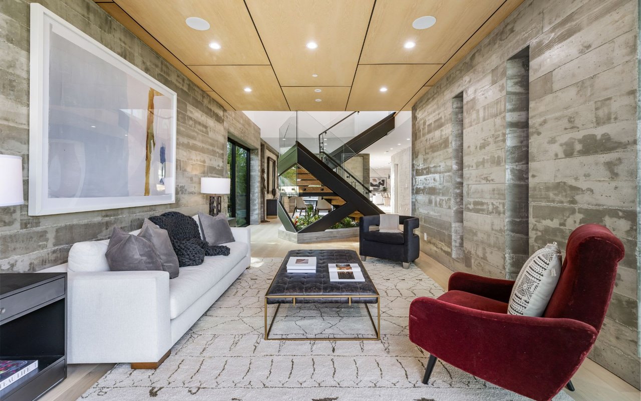 Modern Masterpiece