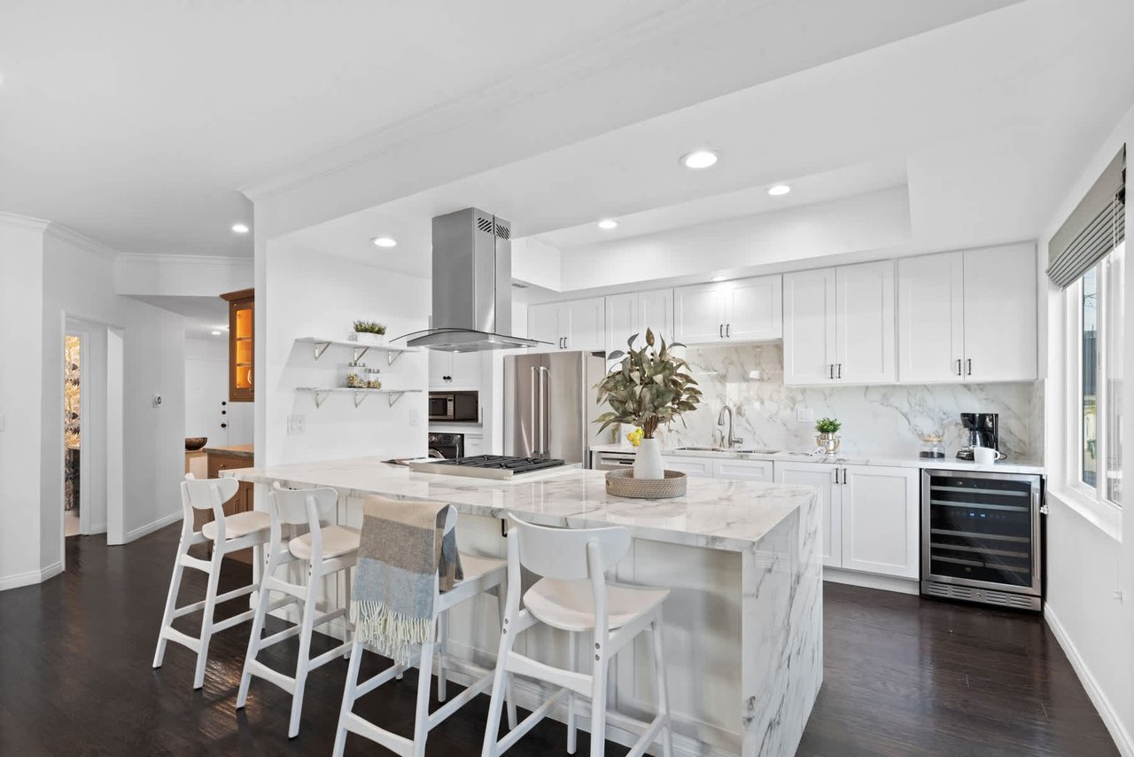 1101 Rexford Drive #103