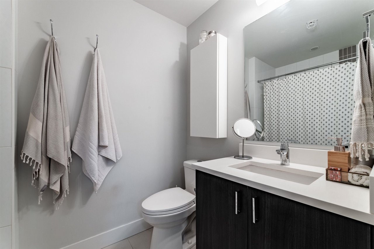 409-2477 Carolina Street, Vancouver