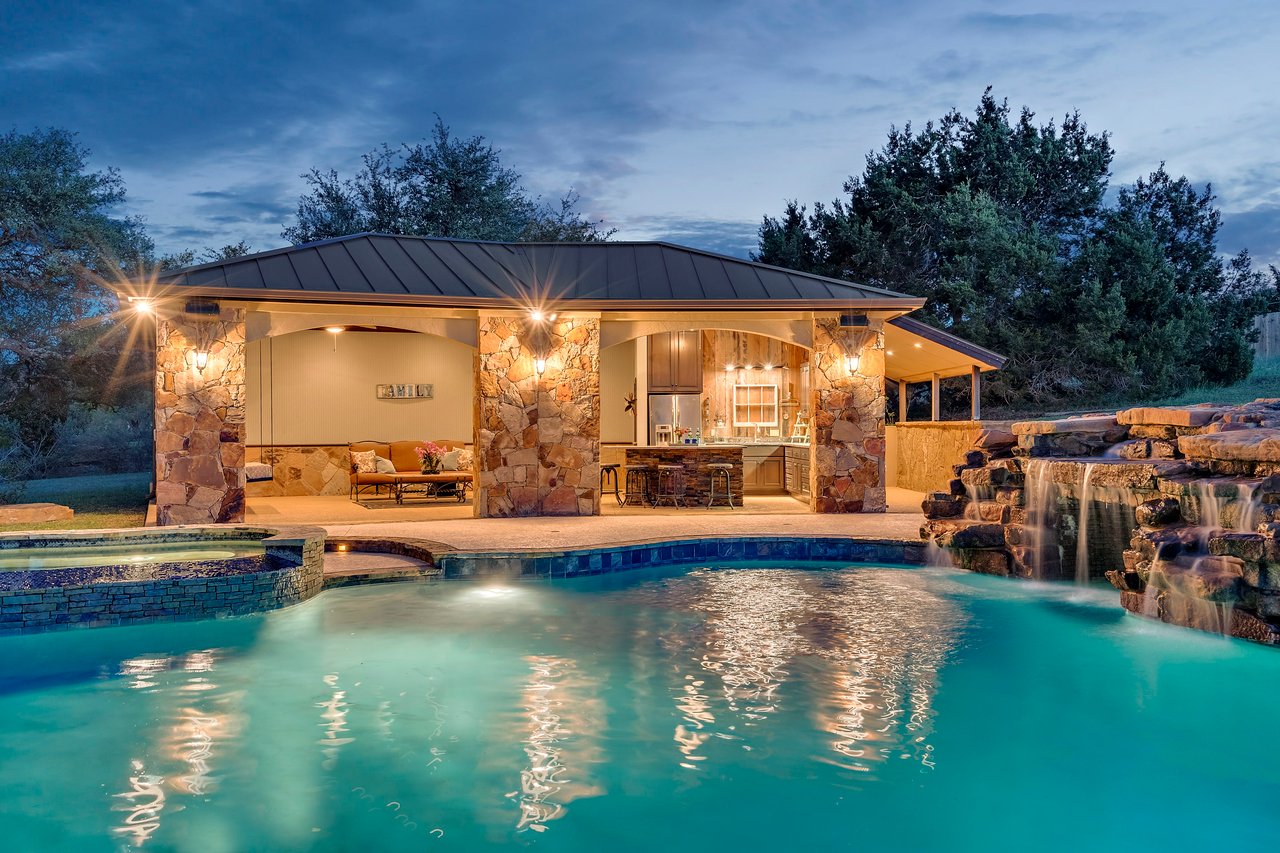 16715 Destiny Cove