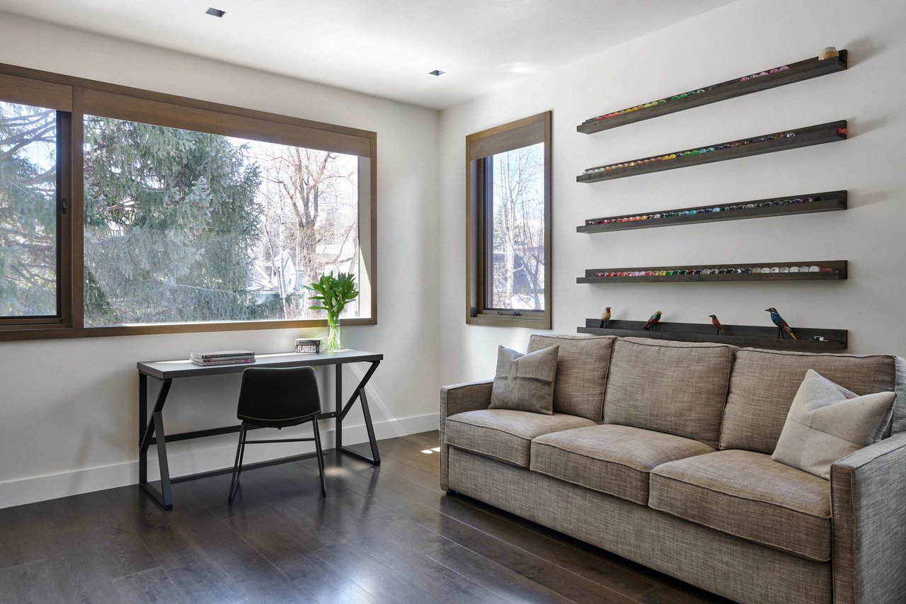 West End Contemporary Single-Family Home in Aspen 