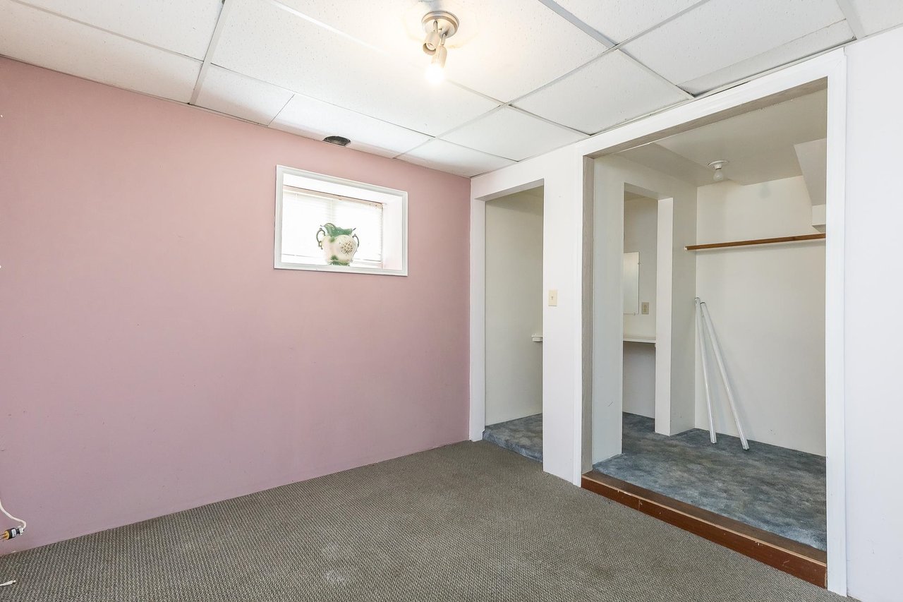 21504 Dewdney Trunk Rd