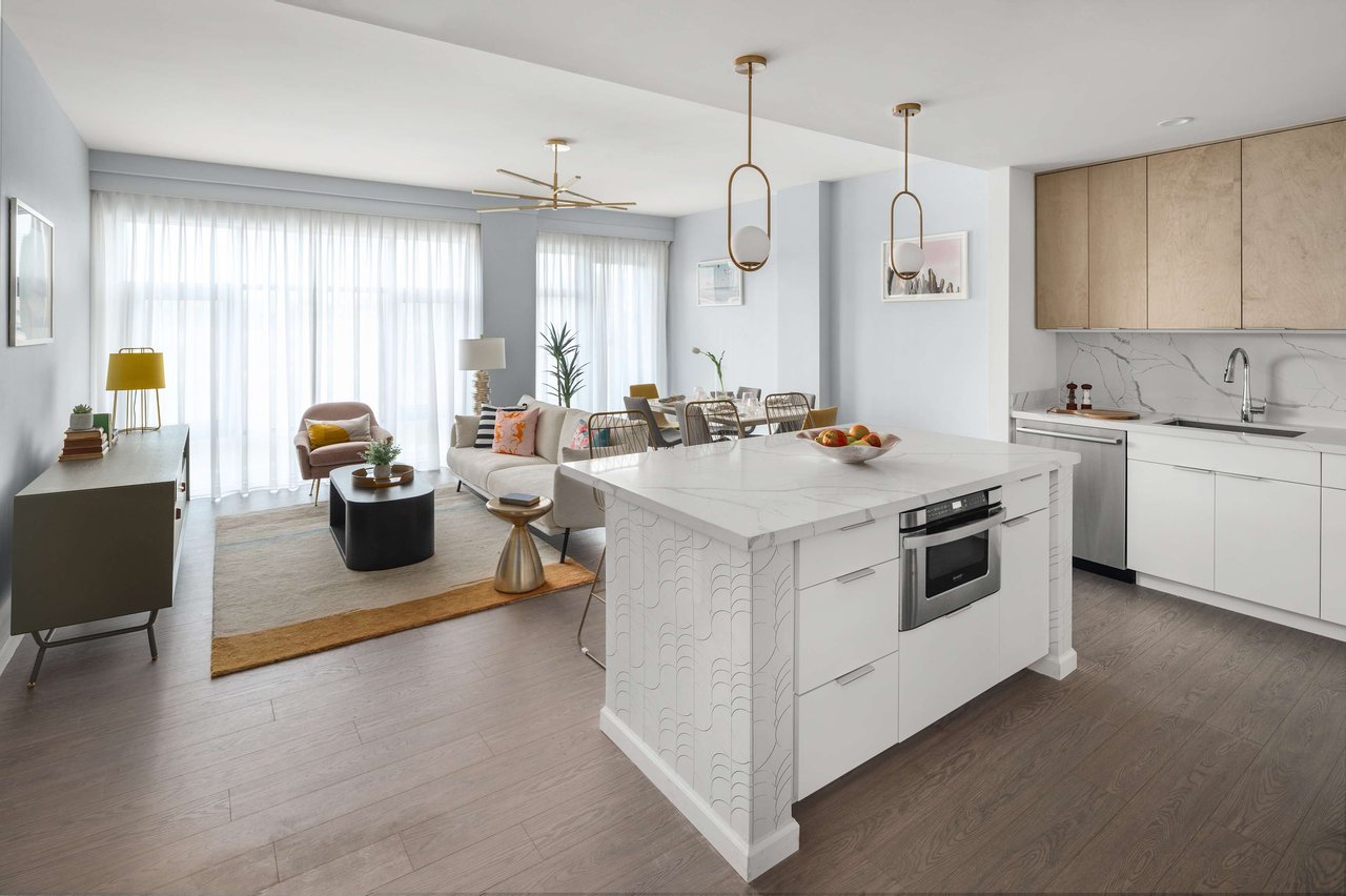 OTTO 1 BEDROOM + DEN |  2 BATHROOM