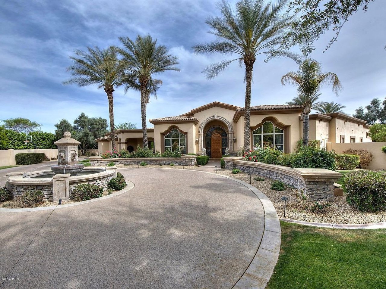 6867 E CUARENTA CT
