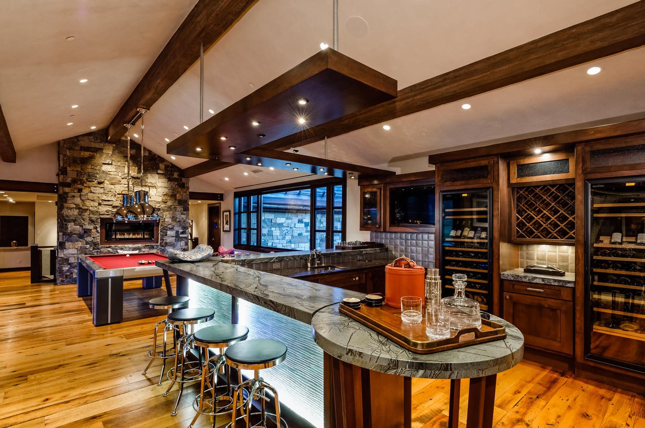 Ultimate in Style and Convenience in Aspen 