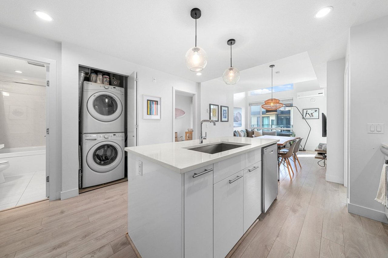 620-723 W 3rd Street, North Vancouver