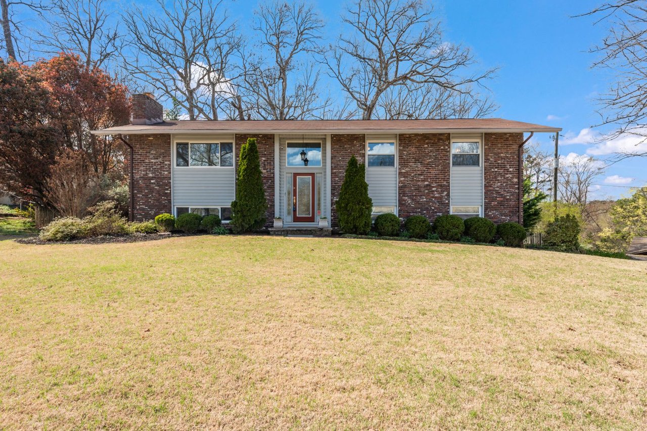 909 Midsouth Rd