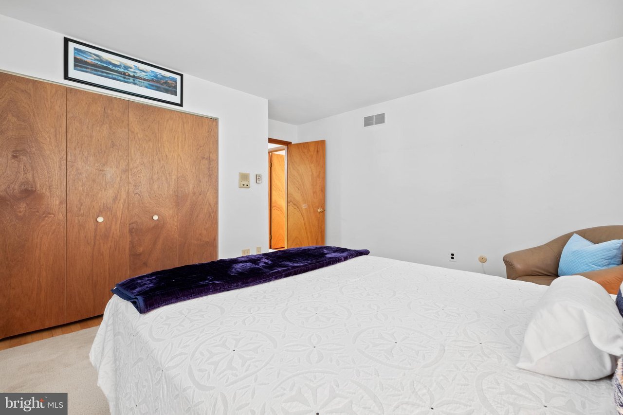31 Lynne Cir