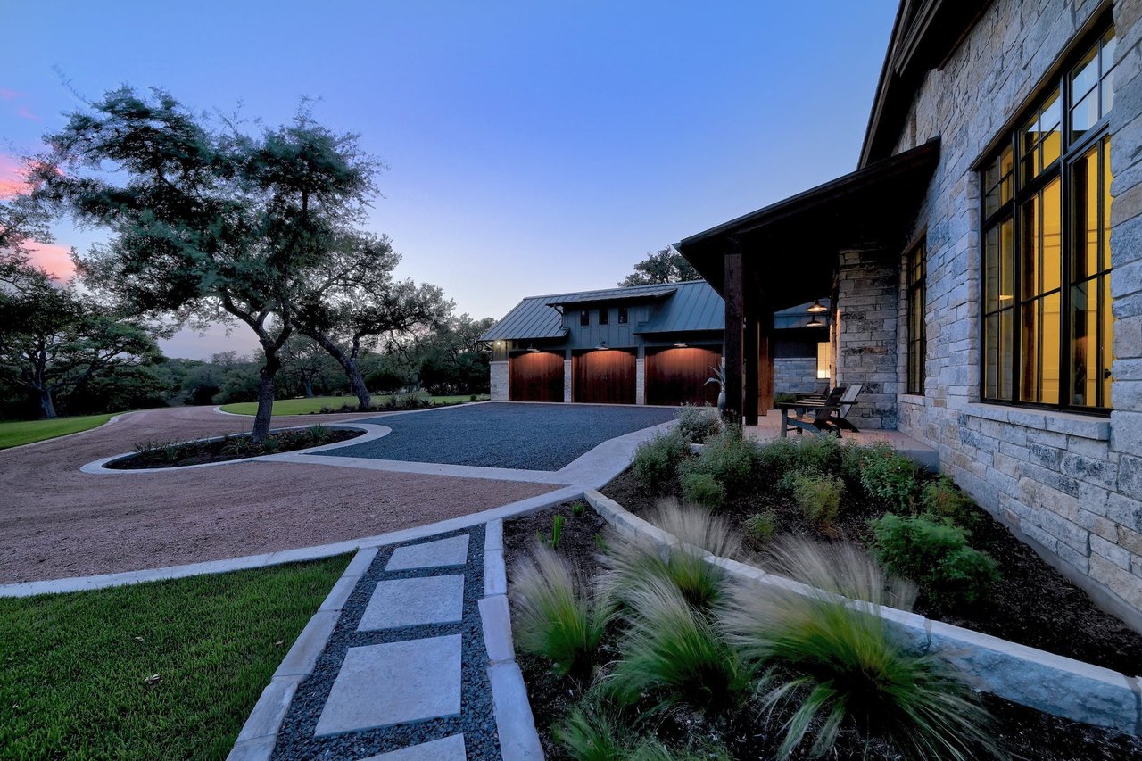 Luxury estate in Dripping Springs near Camp Lucy