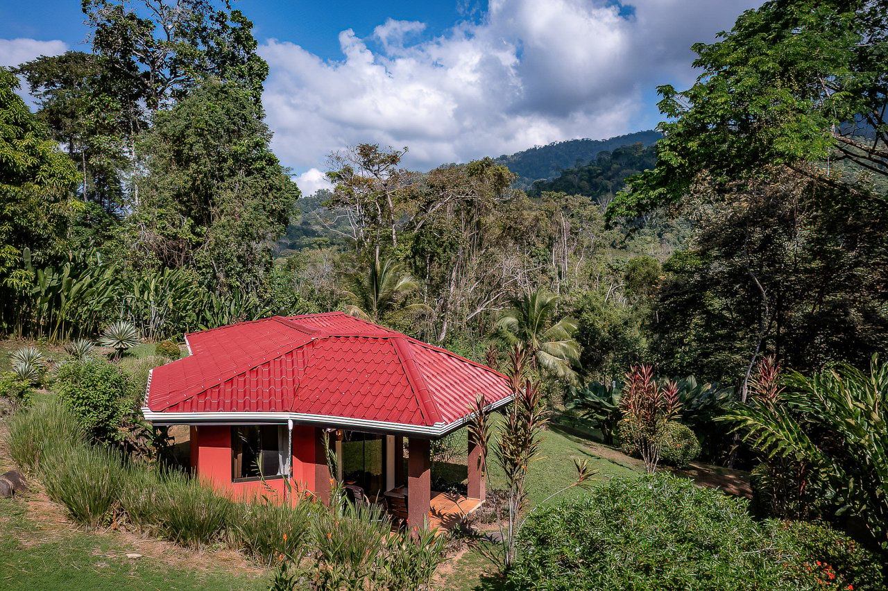 A Tranquil Haven: Prime Investment Opportunity in Uvita's Lush River Enclave