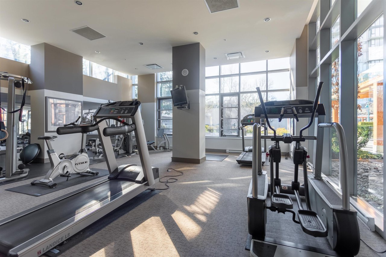 407-200 Klahanie Drive, Port Moody