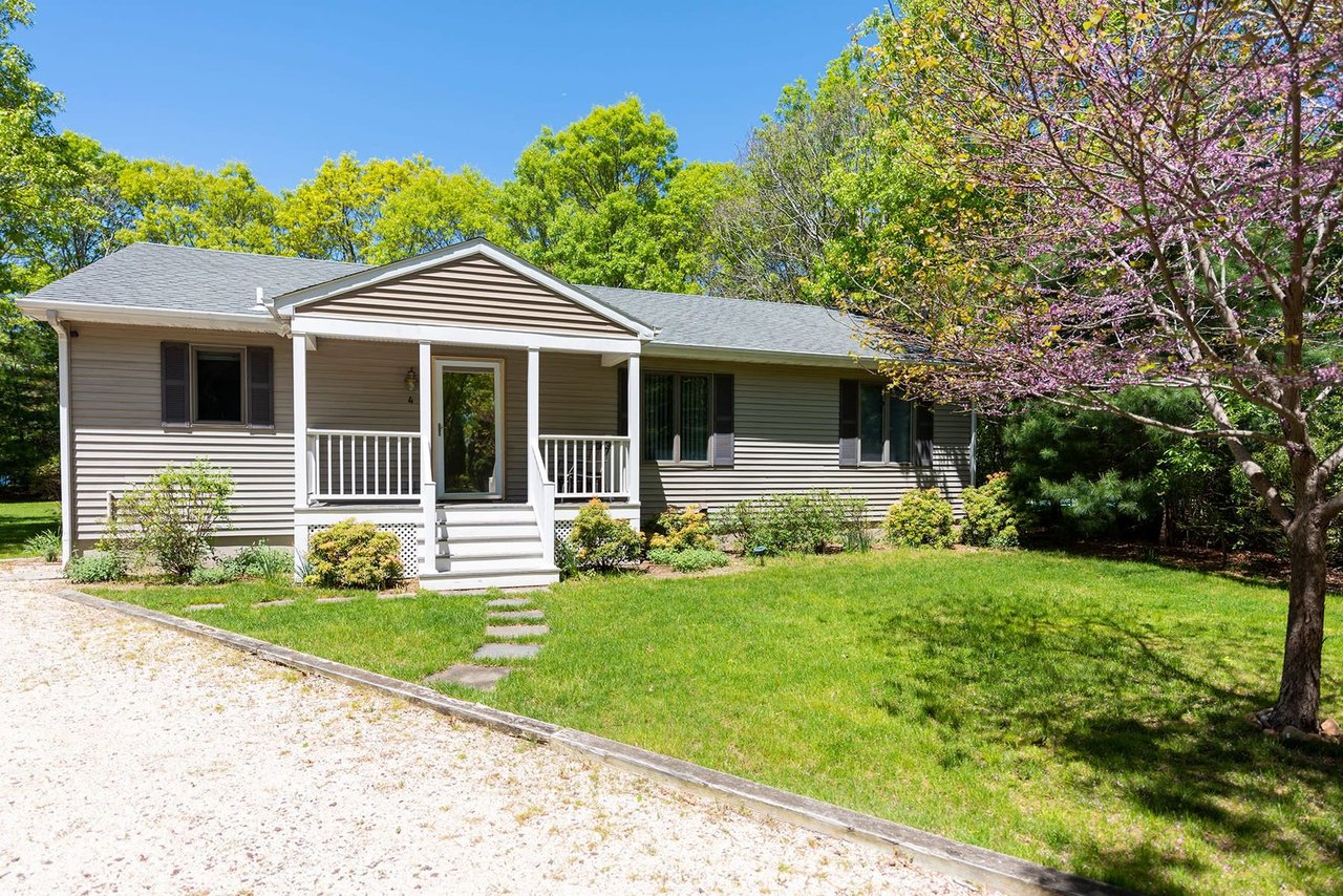 4 Belgrove Dr