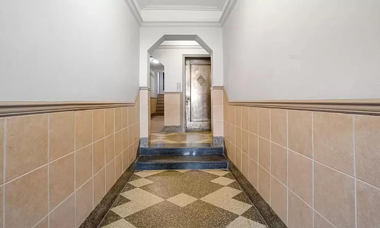 102 West 79th Street, Apt 2-G