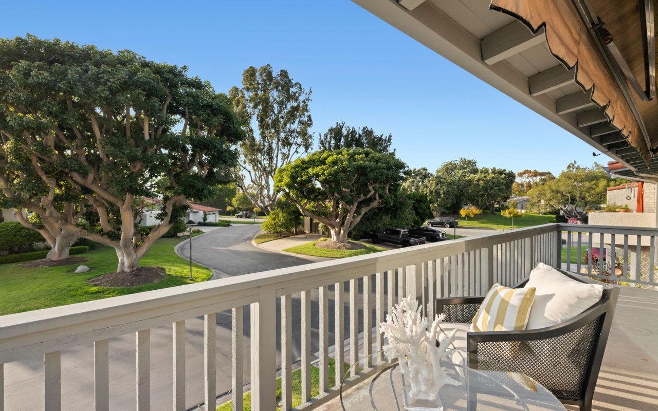 408 Vista Flora