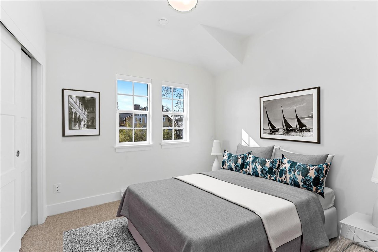 302B-1224 Richardson St, Victoria