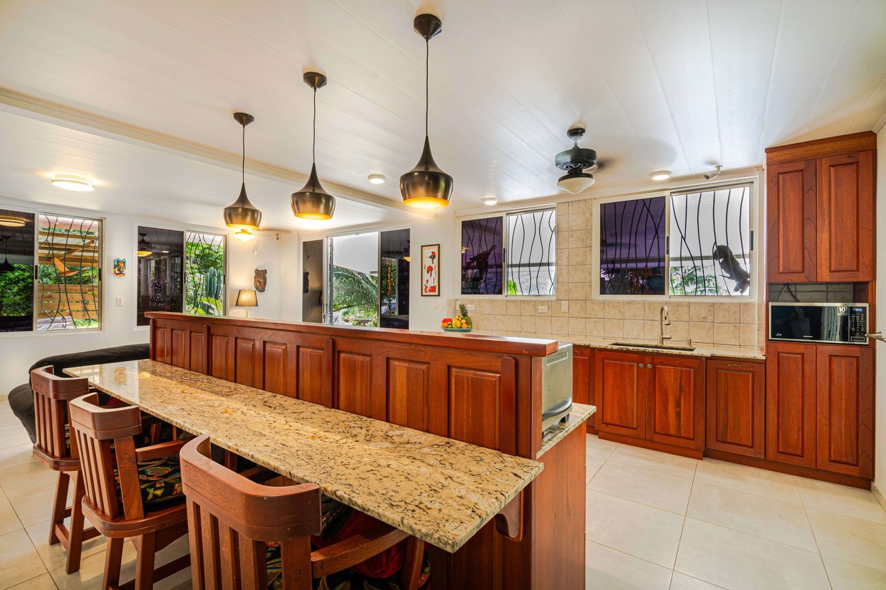Secluded Dream Home in Costa Rica – Mountain Views, Pool & Sustainable Living
