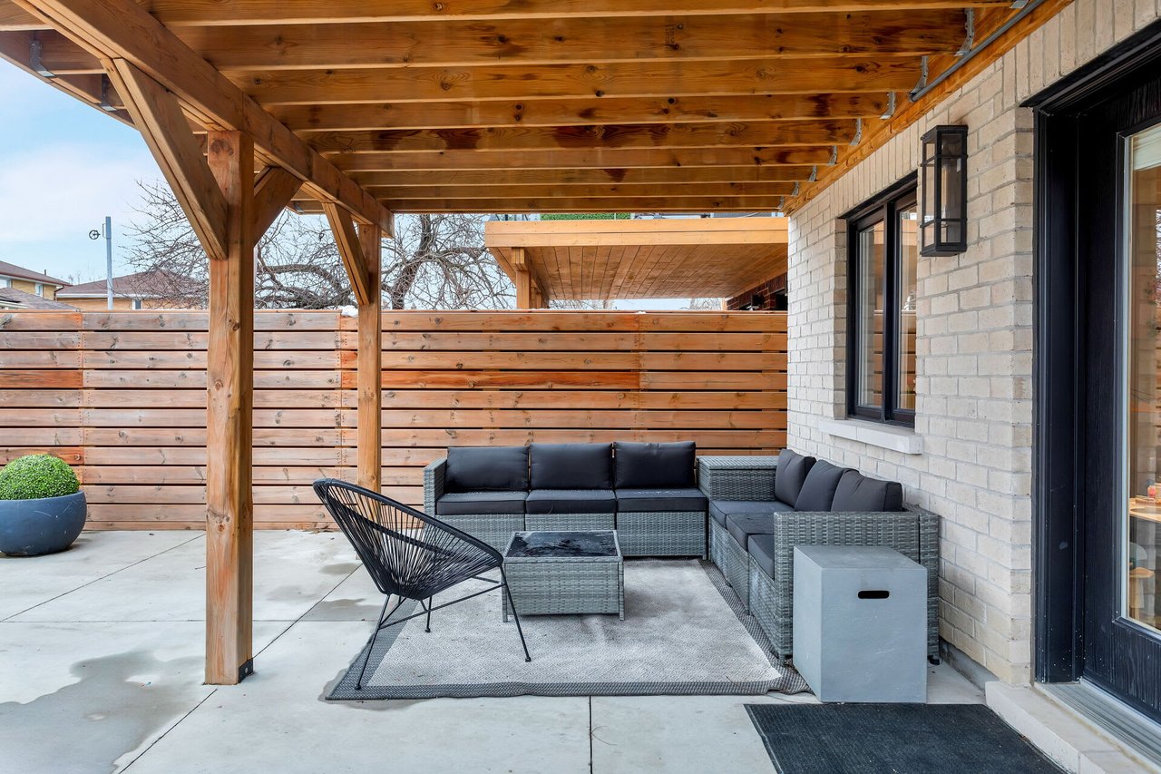 Lawrence Avenue & Blackcreek - Detached