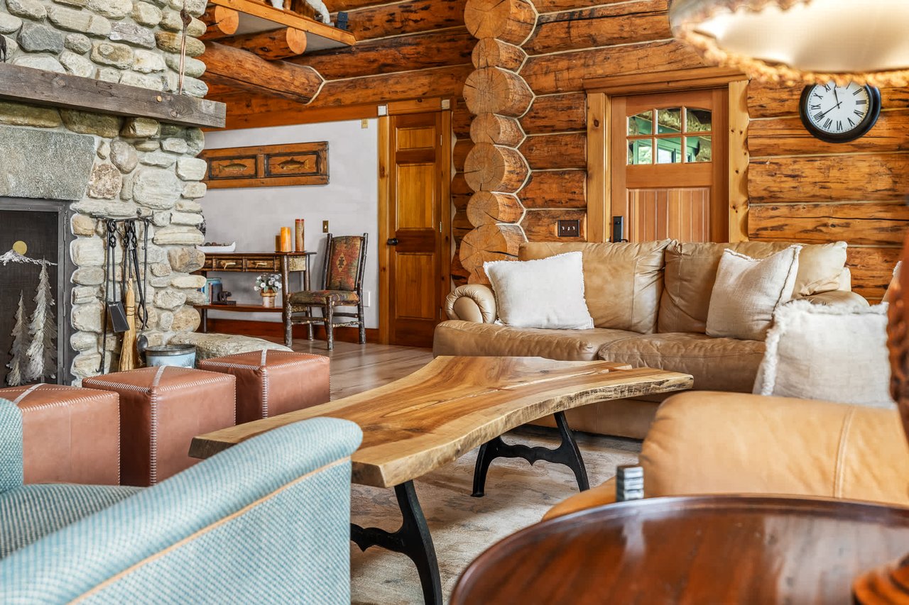 Exclusive Mountain Log Home