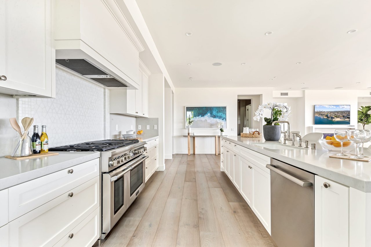 448 Serra Drive