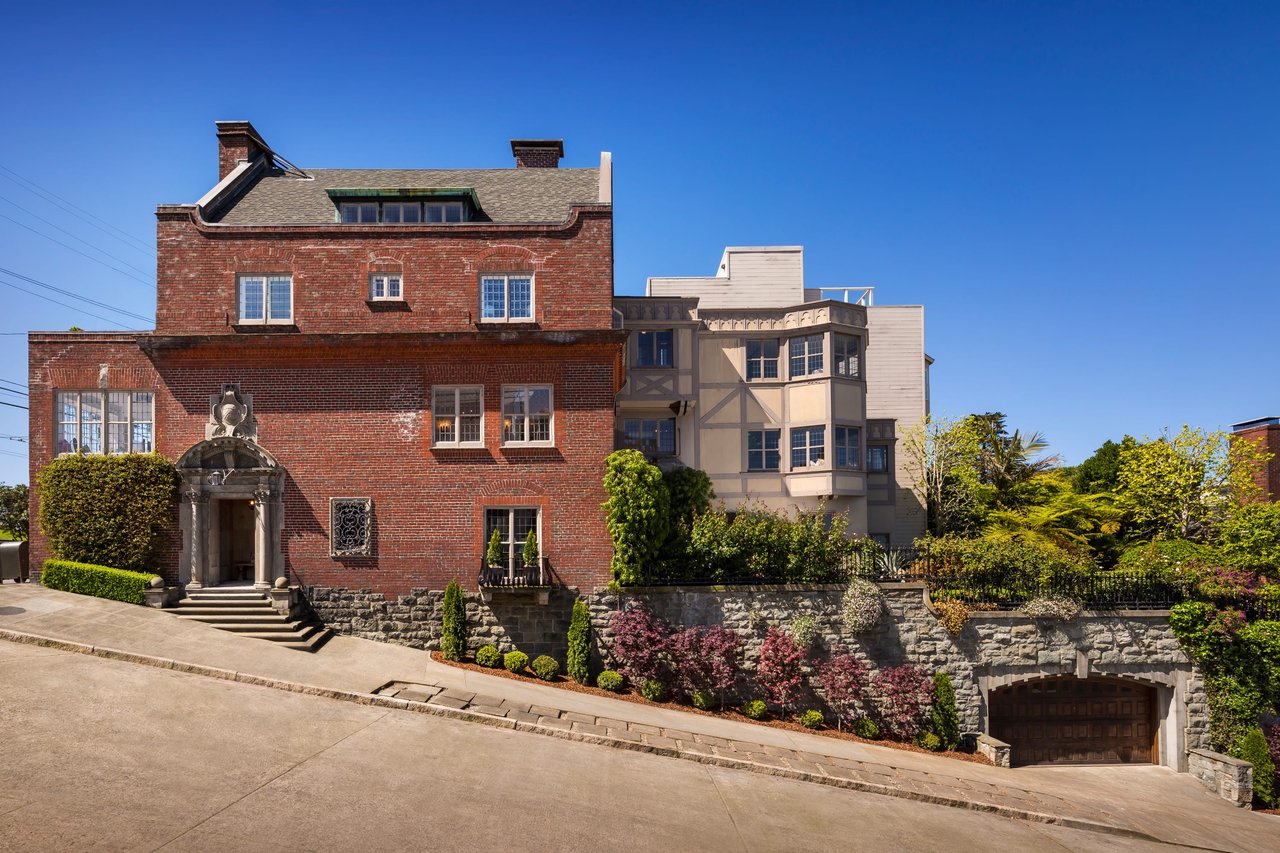 Legendary Pacific Heights Residence