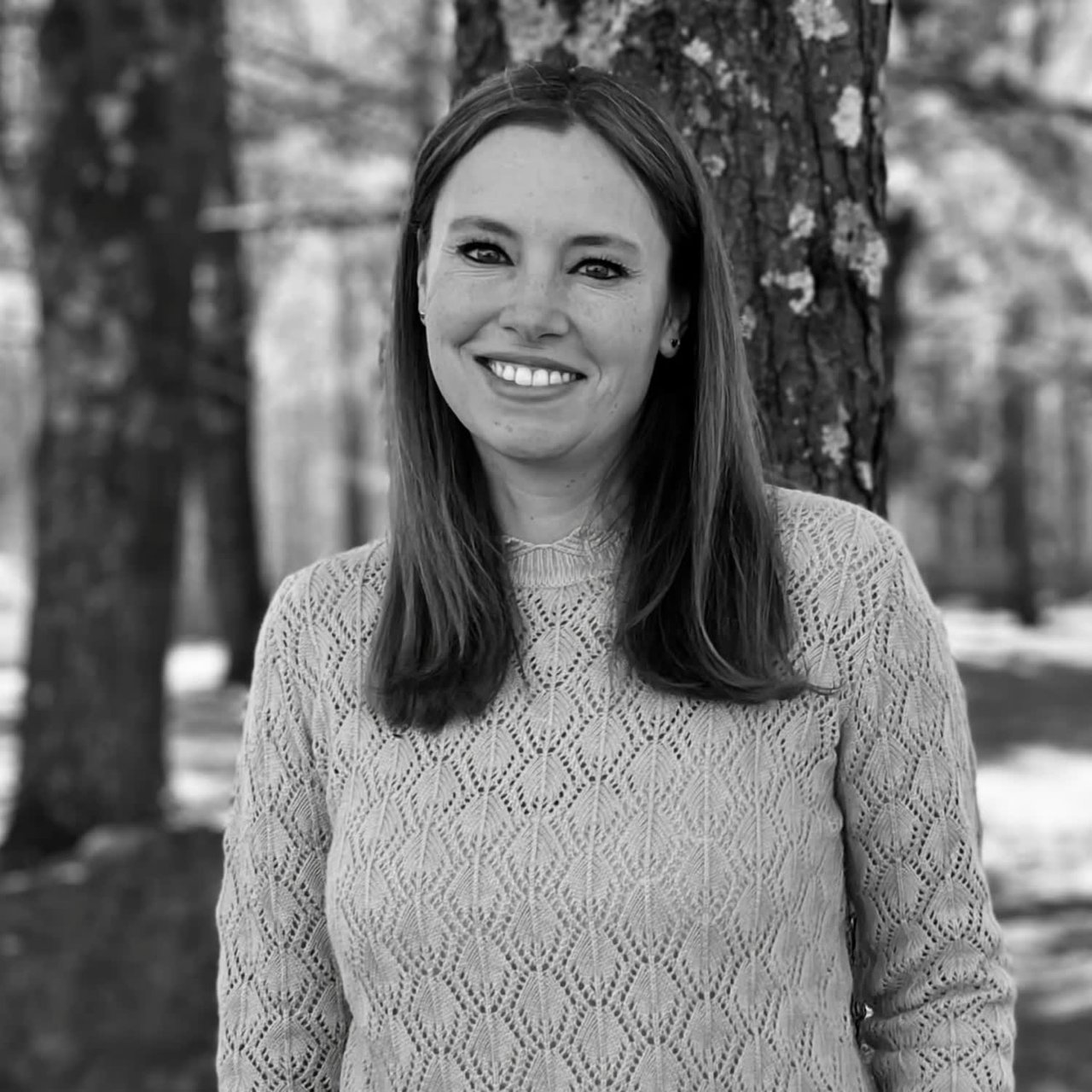 Mairin Mara, real estate agent
