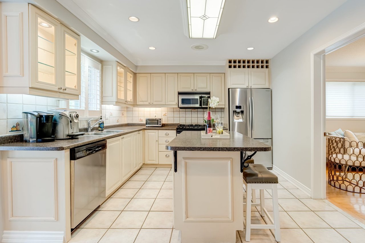 74 Penny Cres