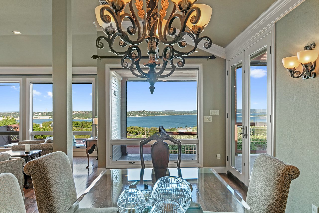 Lake Travis Living