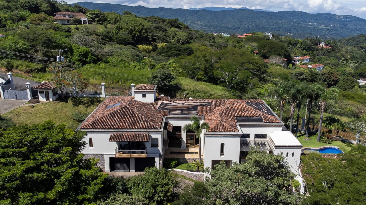 Panoramic View Mountain Estate, Ciudad Colon, San Jose