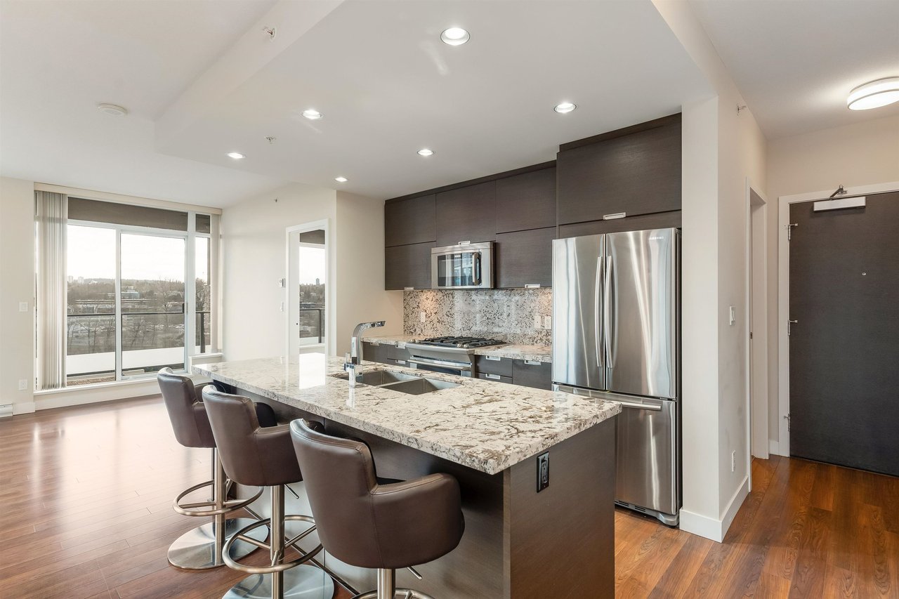 503-2077 Rosser Ave