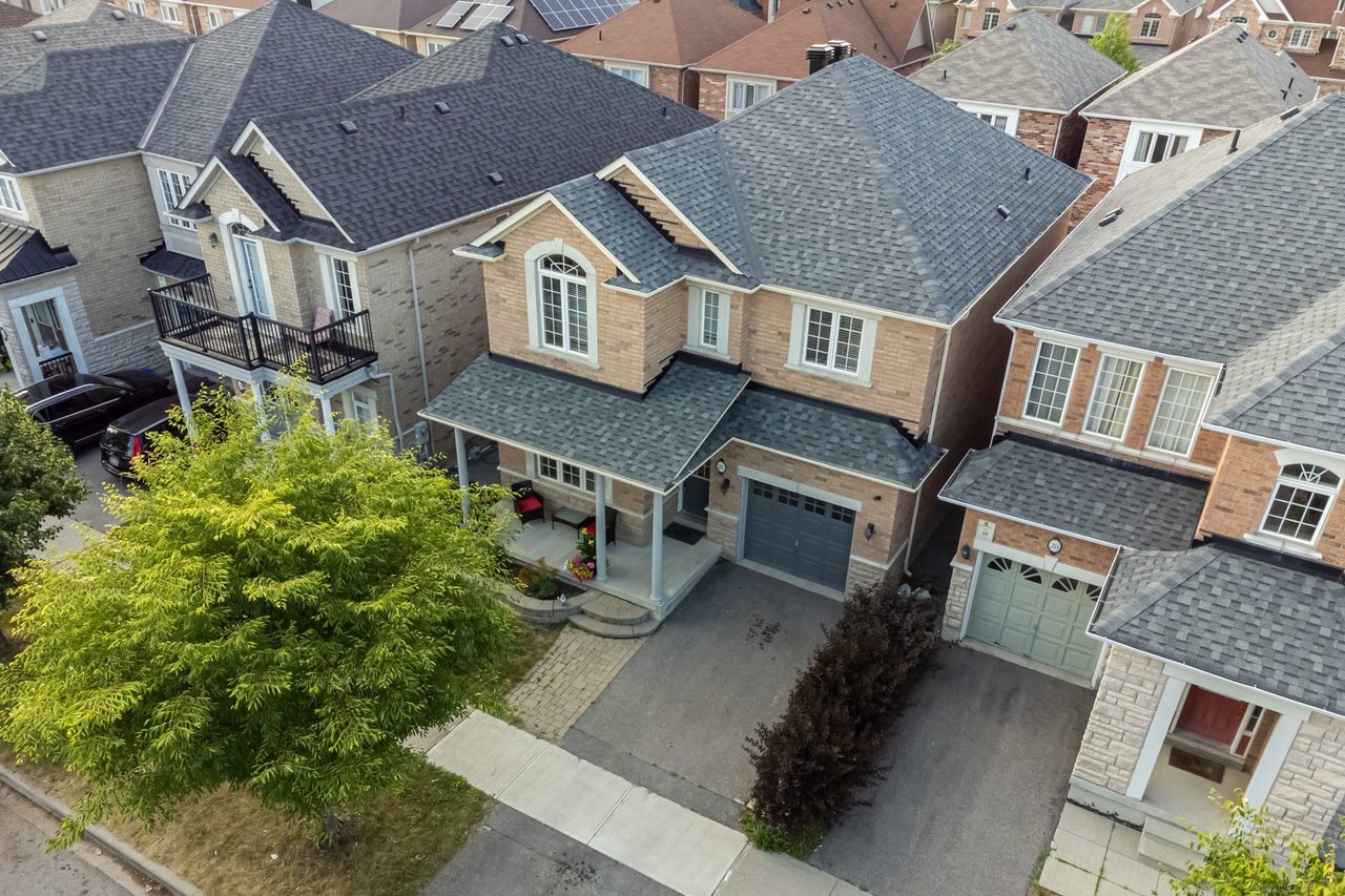 26 Hermitage Blvd 