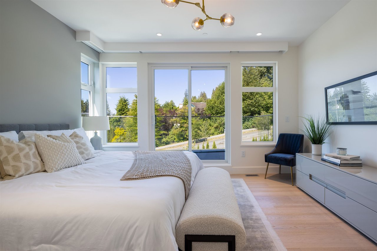 584 Arthur Erickson Pl